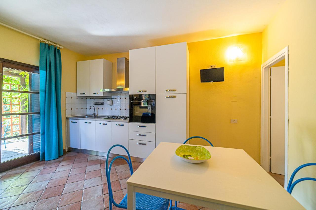 Case Vacanza Filetto A Marina Di Campo Literno エクステリア 写真